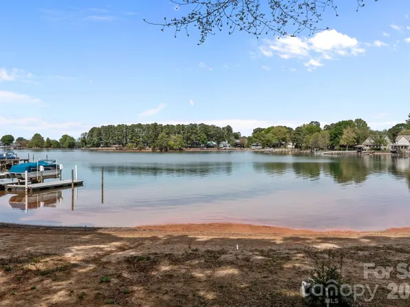 21422 Bethel Church Rd, Cornelius, NC 28031