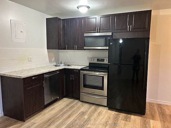 4th image of 1174 Hamilton Rd #202