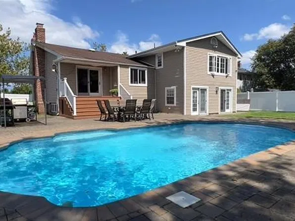 47 Orange Drive, Jericho, NY 11753