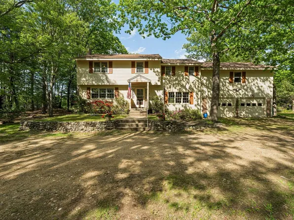 209 Mallego Road, Barrington, NH 03825