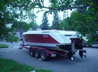 1041 Angelo Dr, Golden Valley, MN 55422