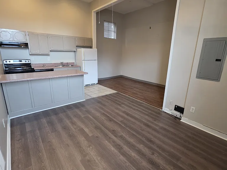 1701 W Leigh St #A — Photo 2