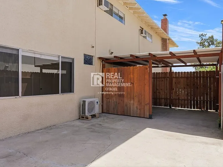 3009 Canyon Crest Dr #A — Photo 44