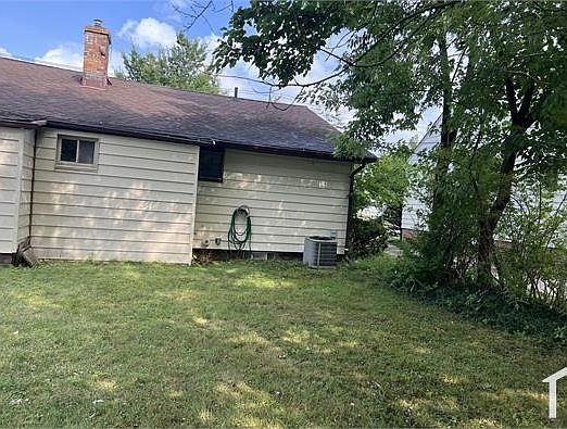 2nd image of 1608 Winchester Rd