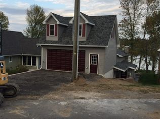 8350 Graves Point Rd, Wolcott, NY 14590
