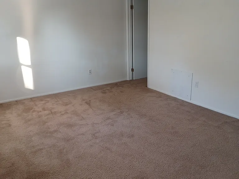 1901 Kirkby Dr — Photo 16