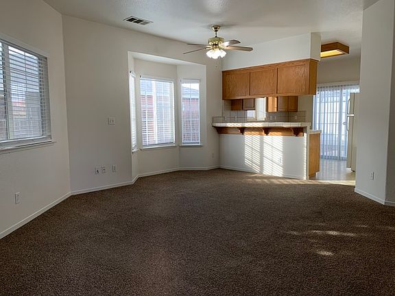 2nd image of 760 Jana Way APT D