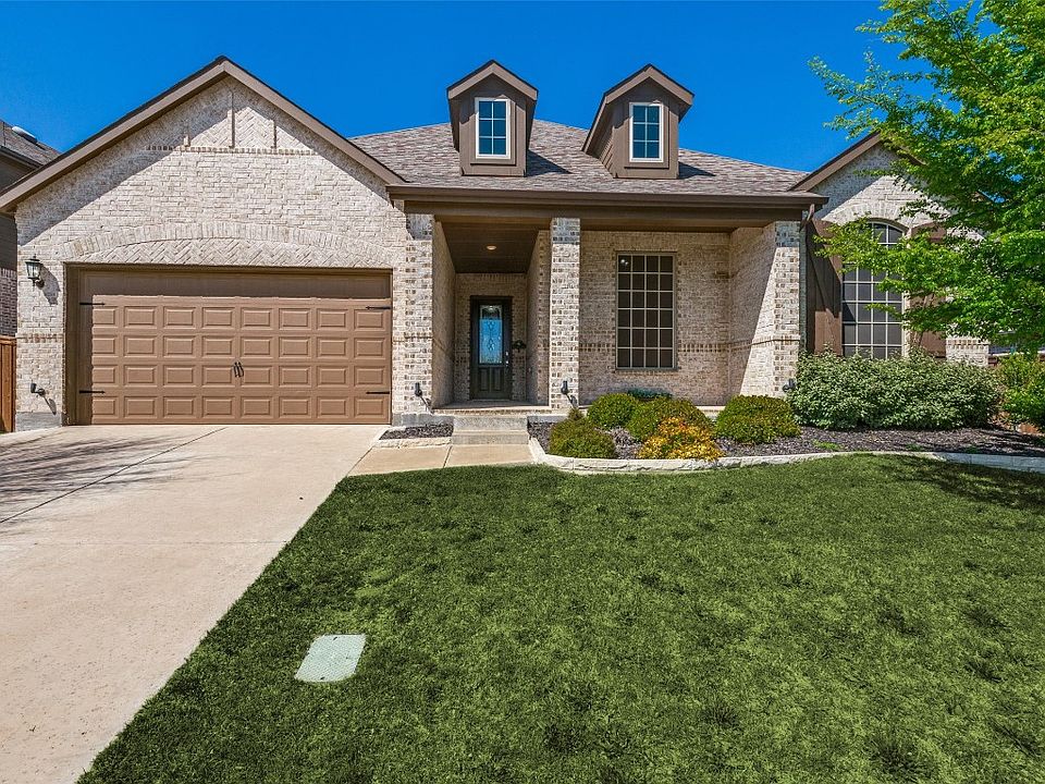 1st image of 1217 Bridle Path Dr