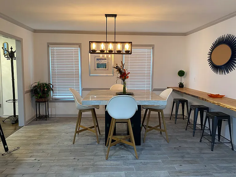 Where elegance meets everyday living _ marble, metal, and modern vibes.