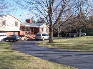 448 Swamp Rd, Morgantown, PA 19543