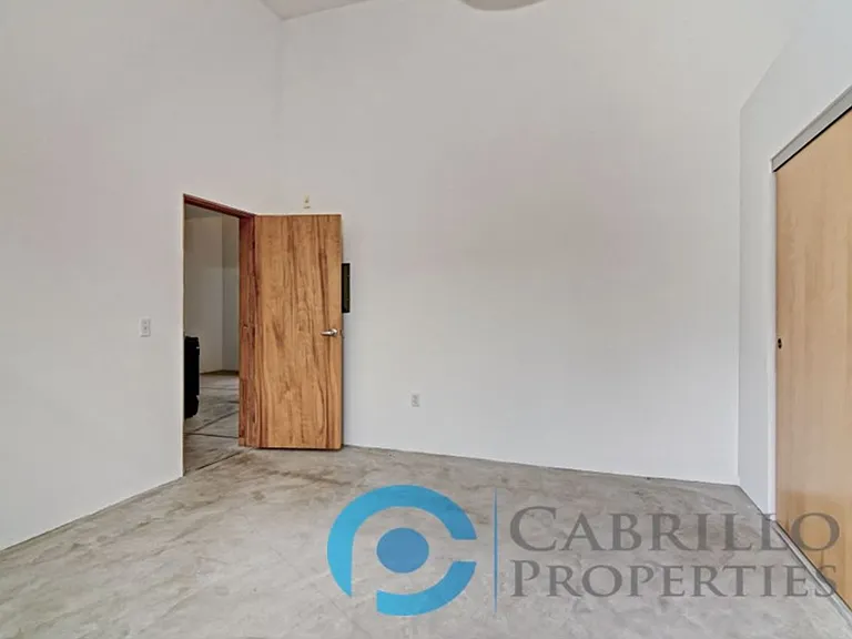 Centre Street Lofts — Photo 10
