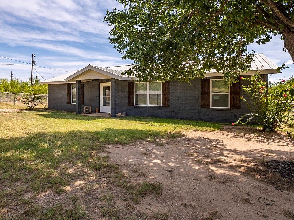 706 N College St, Bryson, TX 76427 Zillow