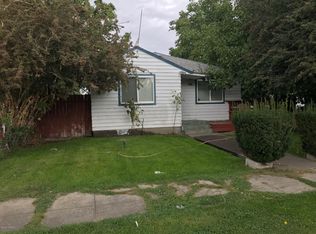1207 Roosevelt Ave, Yakima, WA 98902
