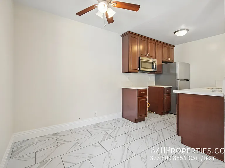 1220 N Ogden Dr #8 — Photo 5