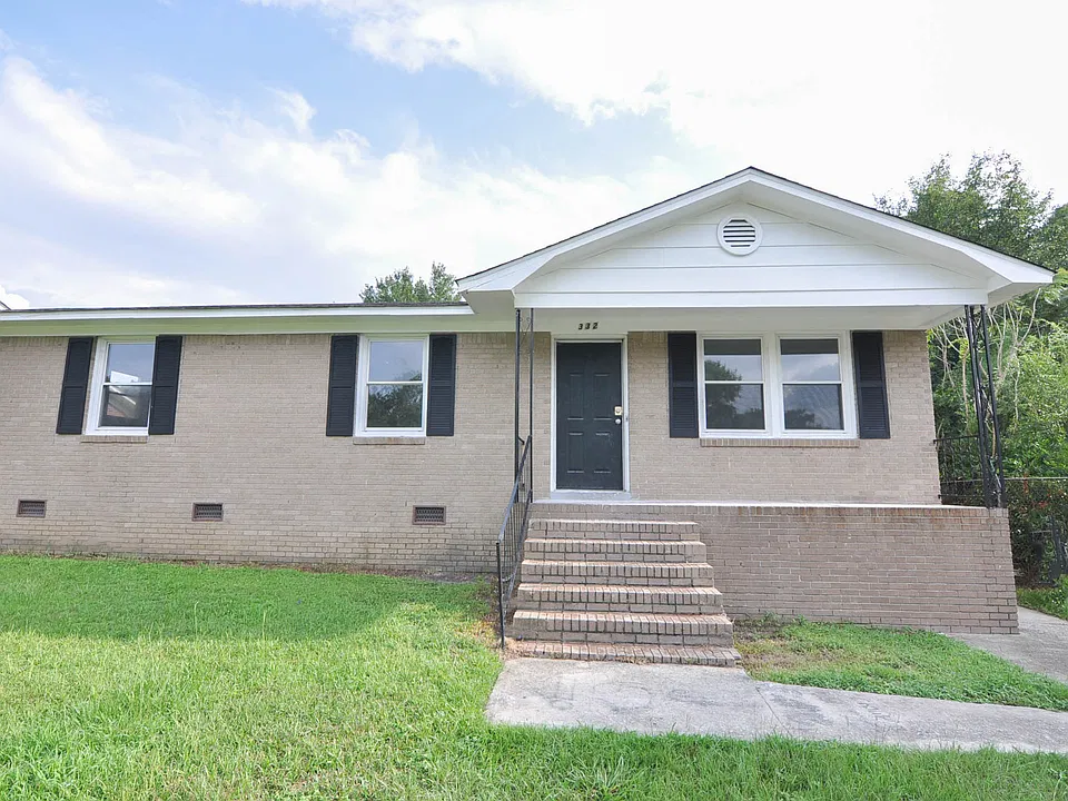 332 Galbra St