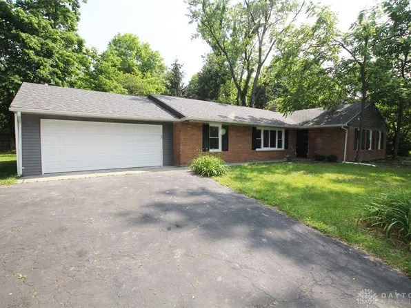 5292 Little Woods Ln, Dayton, OH 45429