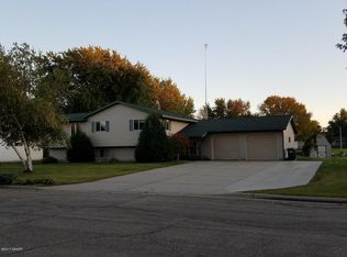 119 Hickman Dr, Sauk Centre, MN 56378