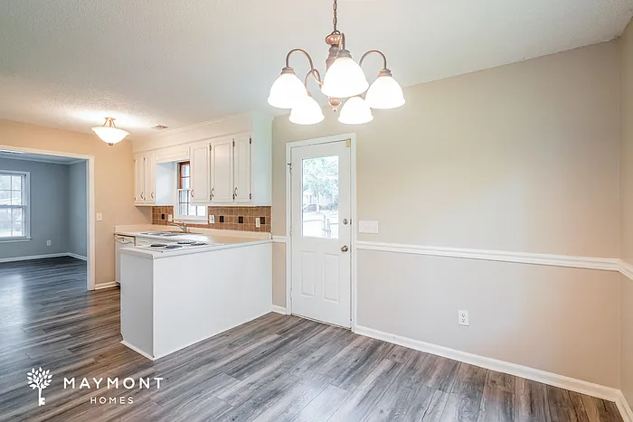 3 bed, 2.0 bath, 1224 sqft, $1,695 — Photo 4