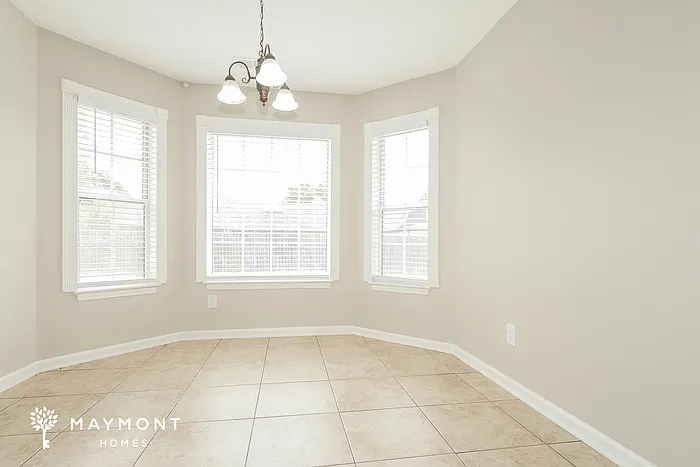 9048 Gavin Dr — Photo 7