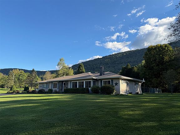 2nd image of 1152 E River Rd