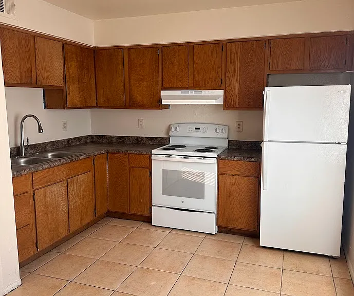 1625 E Wood St #101 — Photo 1