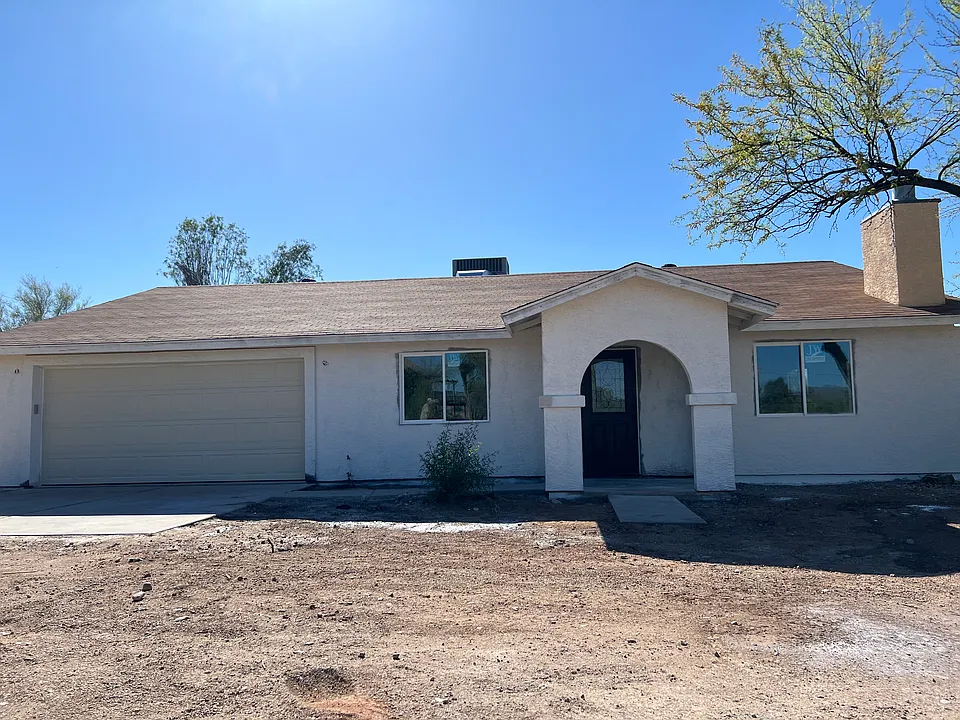 905 Oasis Dr