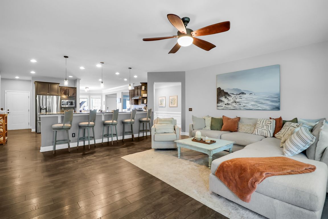 next background image