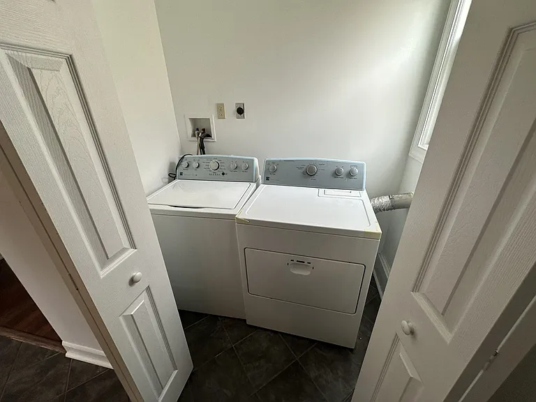901 Alabama Ave SE — Photo 15