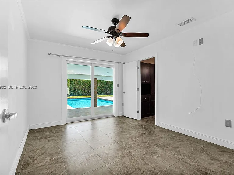 7700 SW 139th Ter — Photo 14