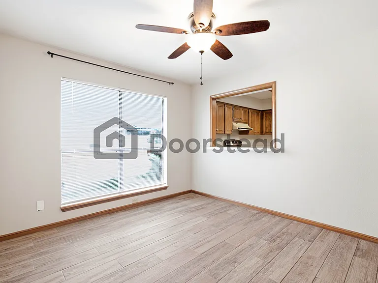 13845 Brook Hollow Blvd — Photo 9