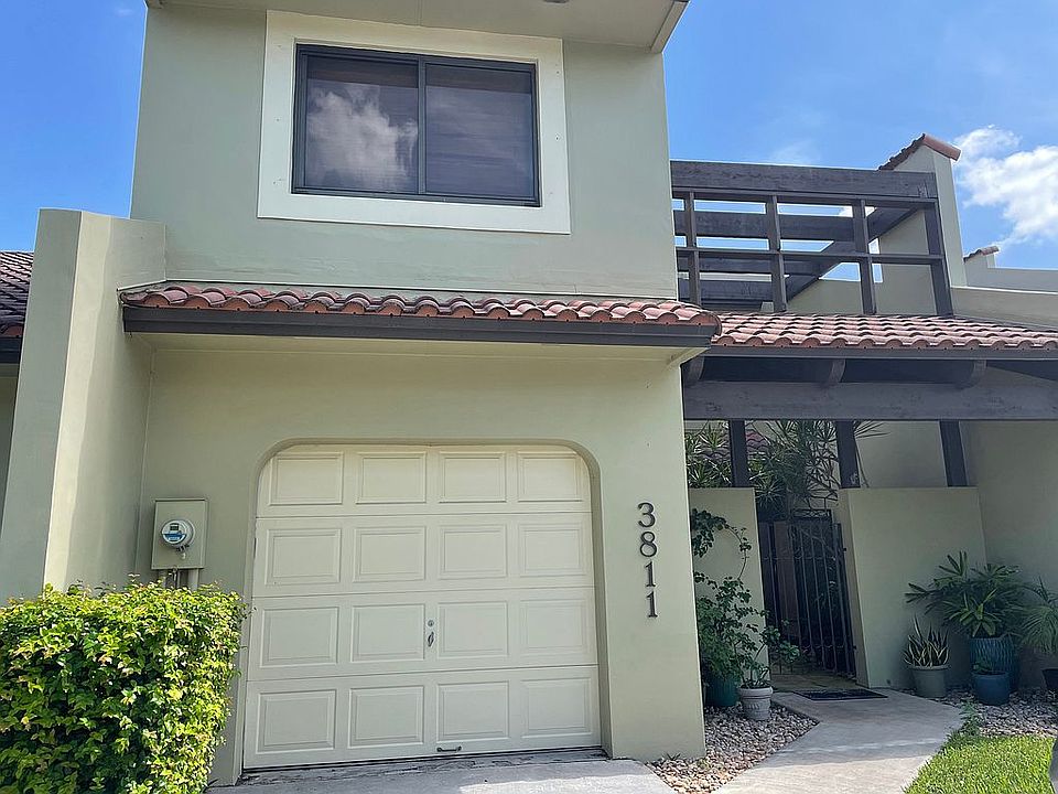 1st image of 3811 Alcantara Ave