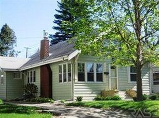 204 E 23rd St, Sioux Falls, SD 57105
