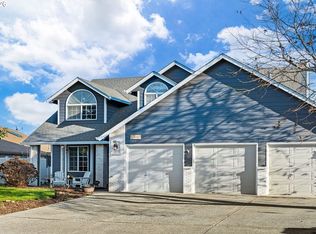 615 NE 157th Ave, Vancouver, WA 98684