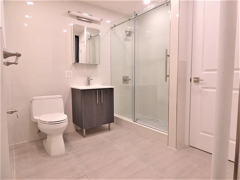 335 E 70th St #10 — Photo 6