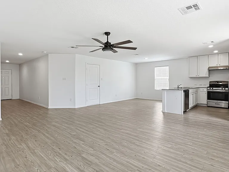 2436 Hunter Peak — Photo 8