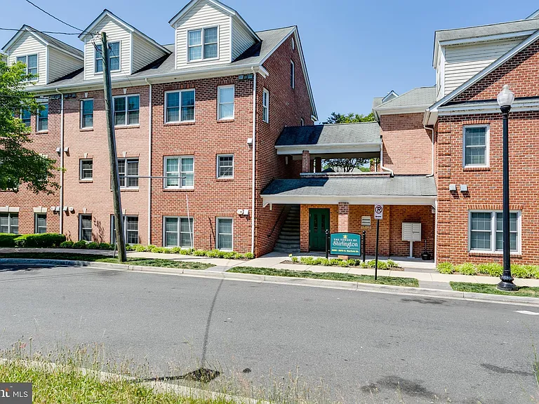 2270 S Garfield St #4 — Photo 36