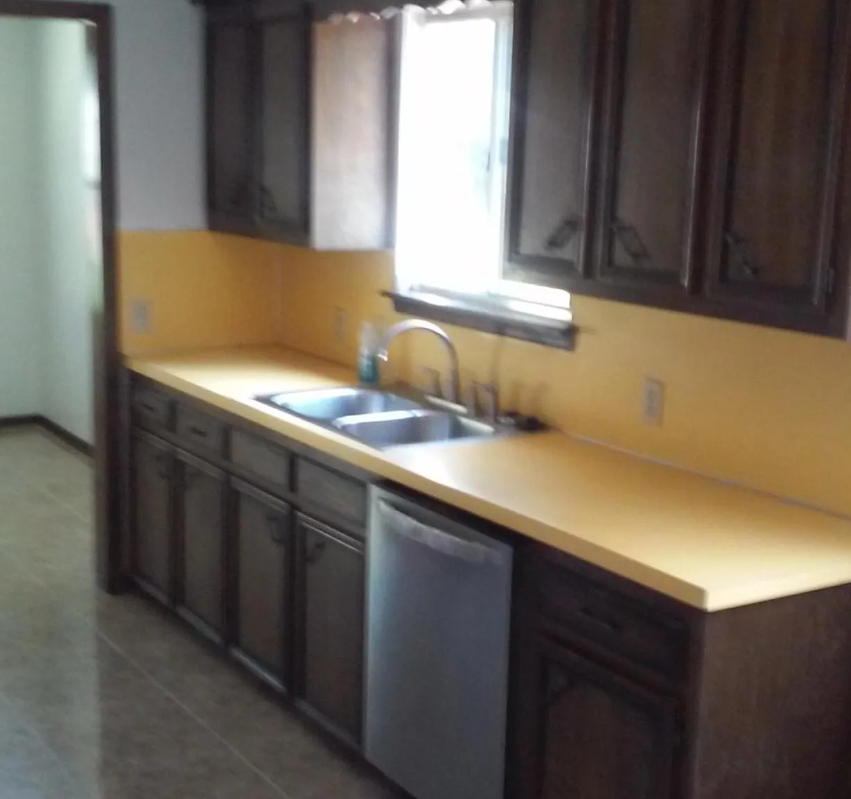 3 bed, 1550 sqft, $1,400 — Photo 3