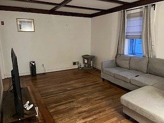 5th image of 271 South St