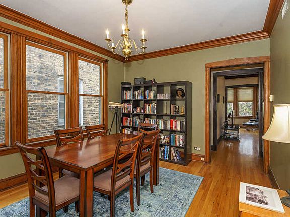 3rd image of 4307 N Wolcott Ave