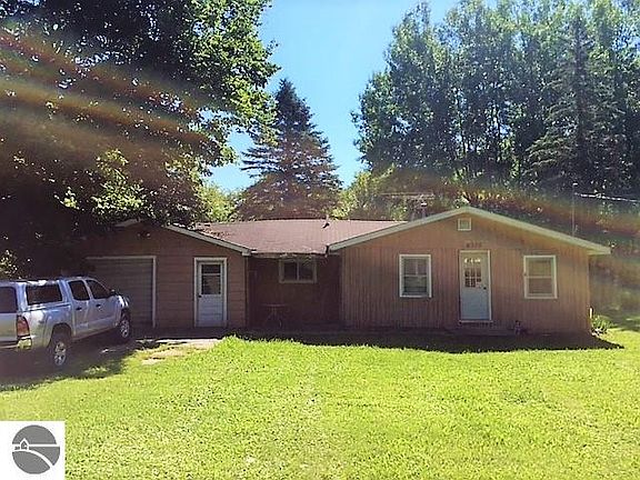 2nd image of 6808 Ottawa Dr