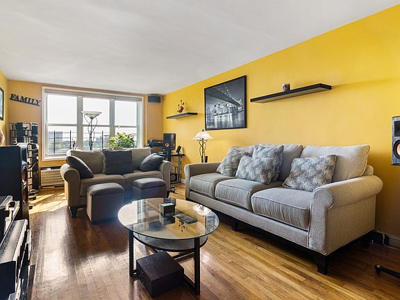 4th image of 3311 Giles Pl APT 7F