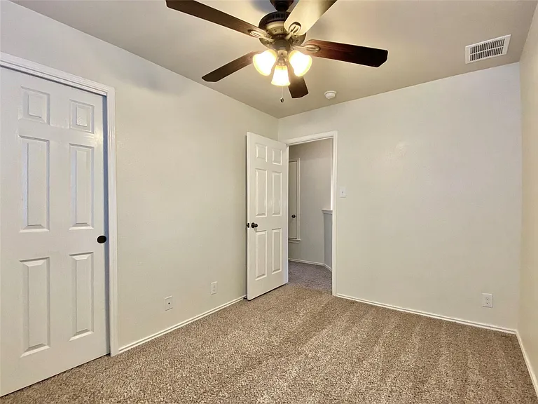18524 Mammoth Cave Blvd #2 — Photo 26