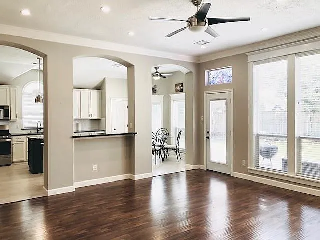 23919 Elden Hills Ct — Photo 4