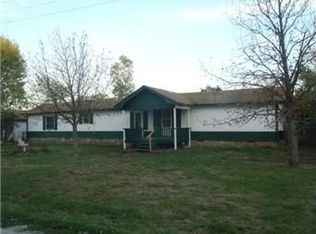 34 Park Ln, Mound City, KS 66056