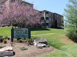 3025 McVitty Forest Dr APT 104, Roanoke, VA 24018