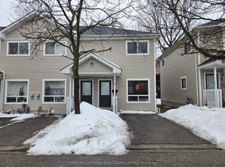 4277 Lawrence Ave E #6, Toronto, ON M1E2S8