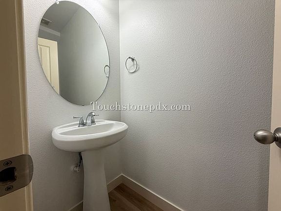 4th image of 16316 SE Scoria Ln