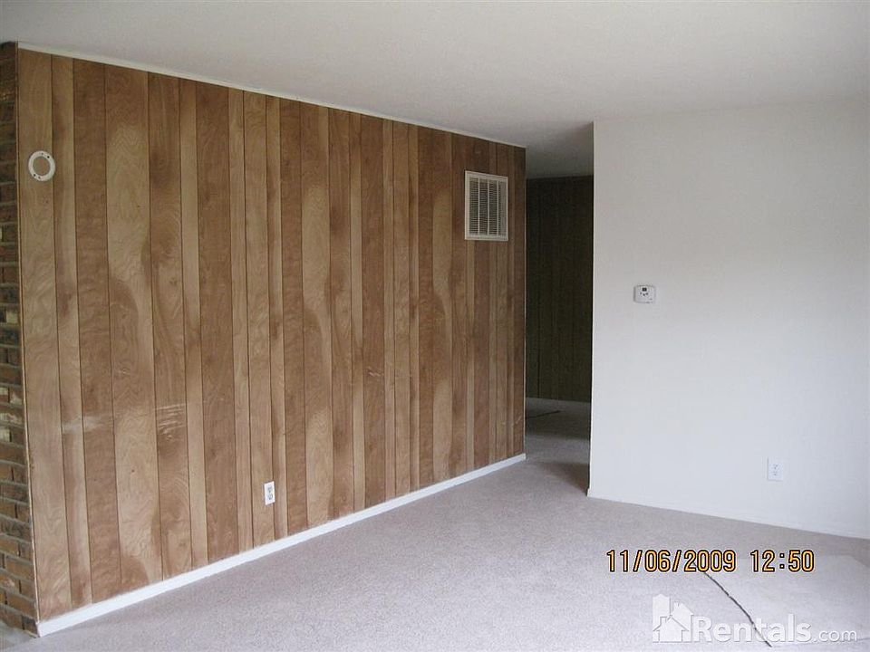 2nd image of 1461 Churchill Rd