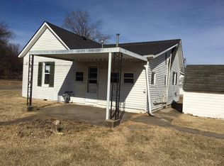 170 E 6th St, Holt, MO 64048