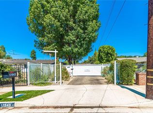 17943 Malden St, Northridge, CA 91325